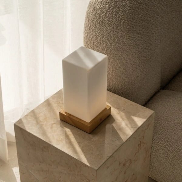 Zayn svjetlosmeđa drvena punjiva svjetiljka – bežična s dugotrajnom baterijom