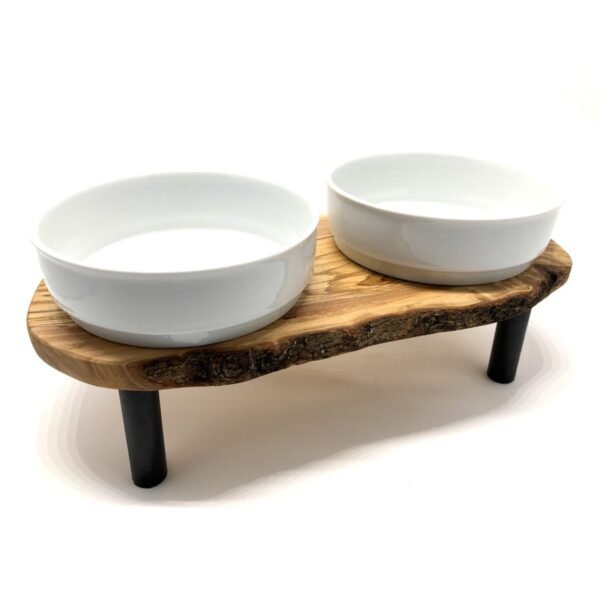 Feeding station RUSTY PLUS (2 x 0.9 liter porcelain bowl) "jacked up" for feed & water